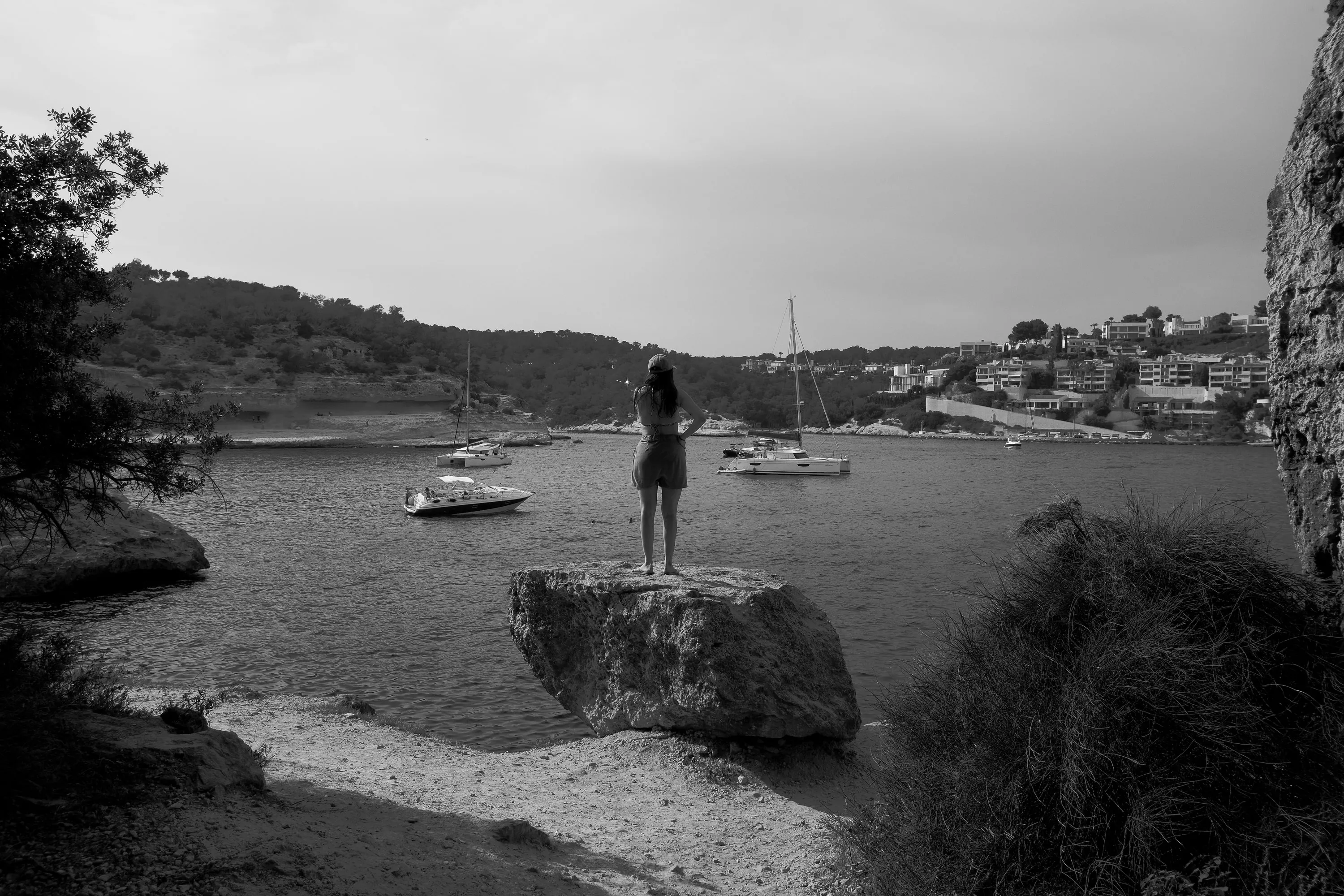 People, frame 01